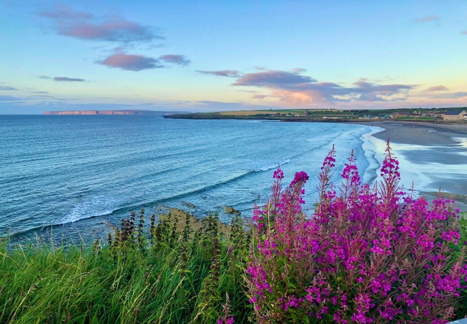 Landscape photo of beach in Thurso